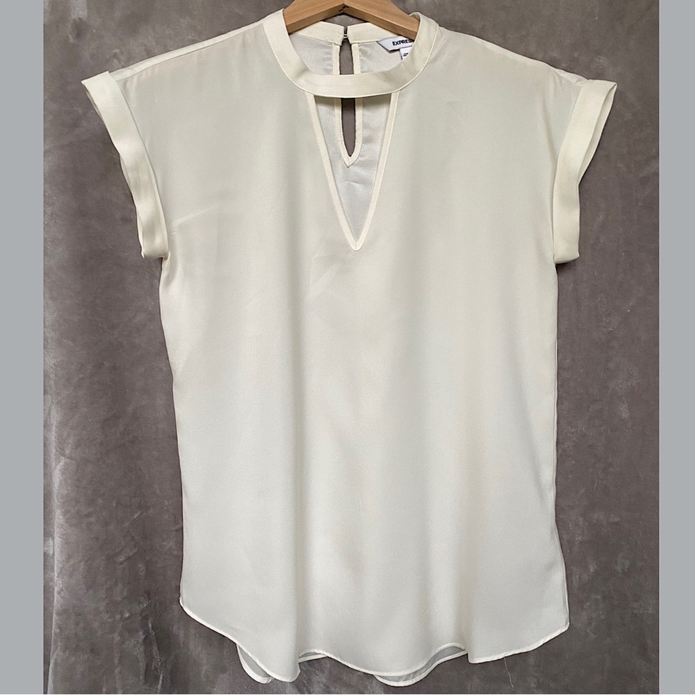 🎉Express Cutout V Cap-Sleeve Blouse, Size Women's Small, Cream